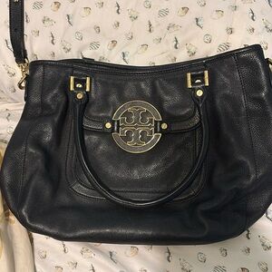 Tory Burch M-L sized bag